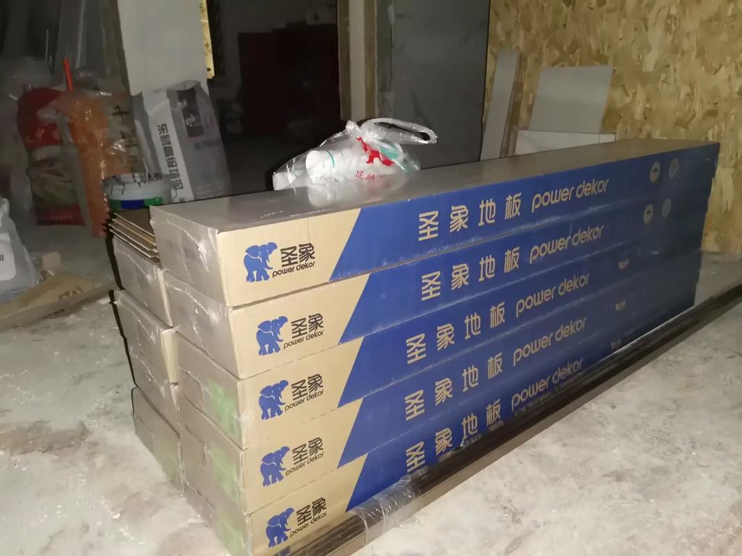 西安圣象地板工厂直销 全系列强化复合与实木复合地板选购指南